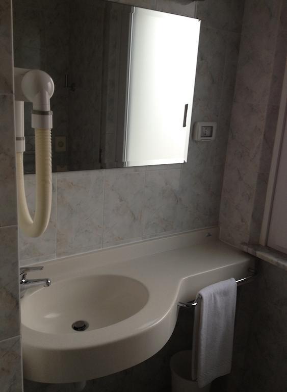 Hotel Mareblu Senigallia Cameră foto